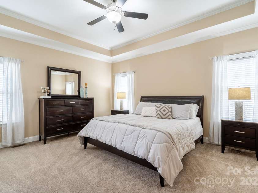 641 Weyburn Drive, Concord, NC 28027.  MLS# CAR4243451, YatesRealty ID 9226. 