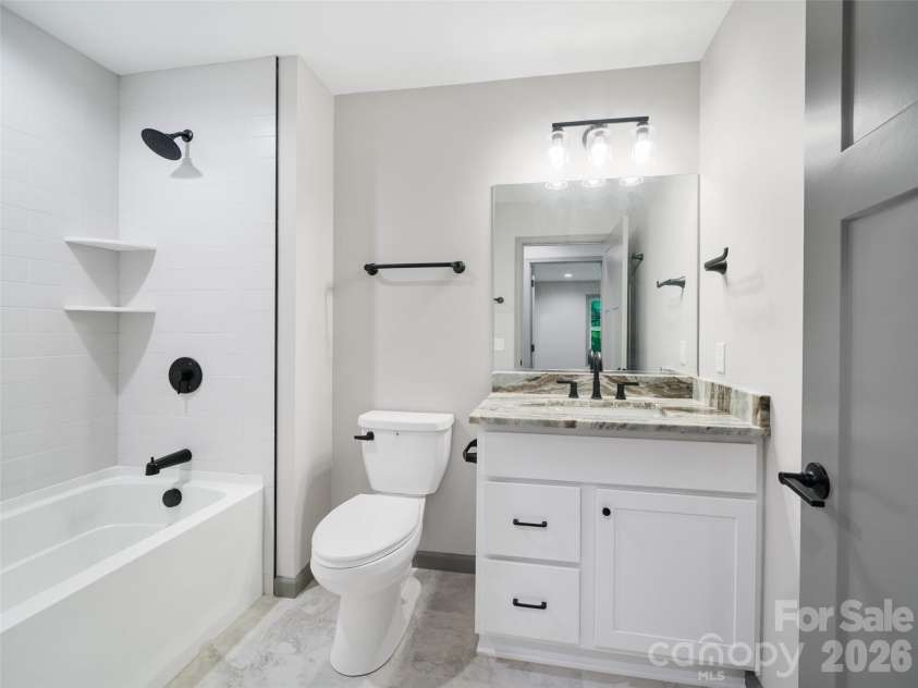 100 Red Twig Lane, Burnsville, NC 28714.  MLS# CAR4349465, YatesRealty ID 9227. 