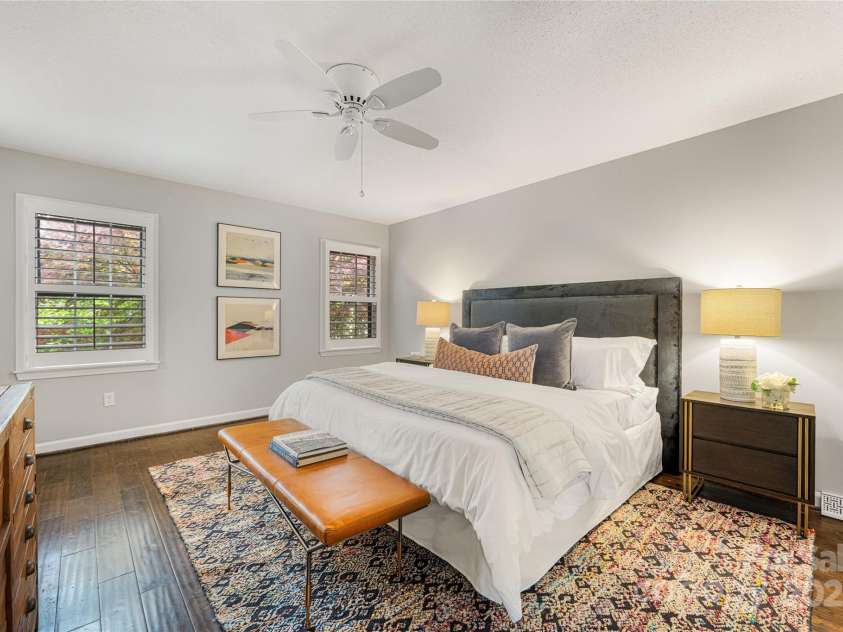 4360 Woodglen Lane, Charlotte, NC 28226.  MLS# CAR4249420, YatesRealty ID 9227. 
