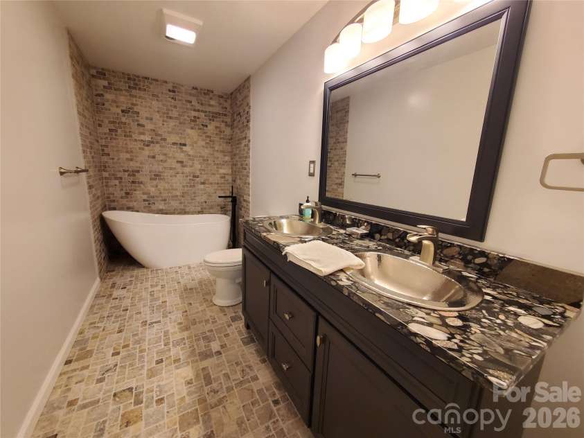 294 Martha Drive, Spruce Pine, NC 28777.  MLS# CAR4366668, YatesRealty ID 9228. 
