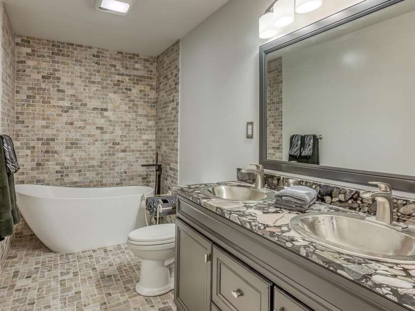 294 Martha Drive, Spruce Pine, NC 28777.  MLS# CAR4366668, YatesRealty ID 9228. 