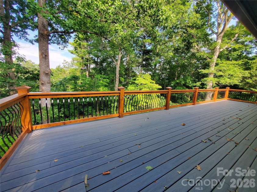 294 Martha Drive, Spruce Pine, NC 28777.  MLS# CAR4366668, YatesRealty ID 9228. 