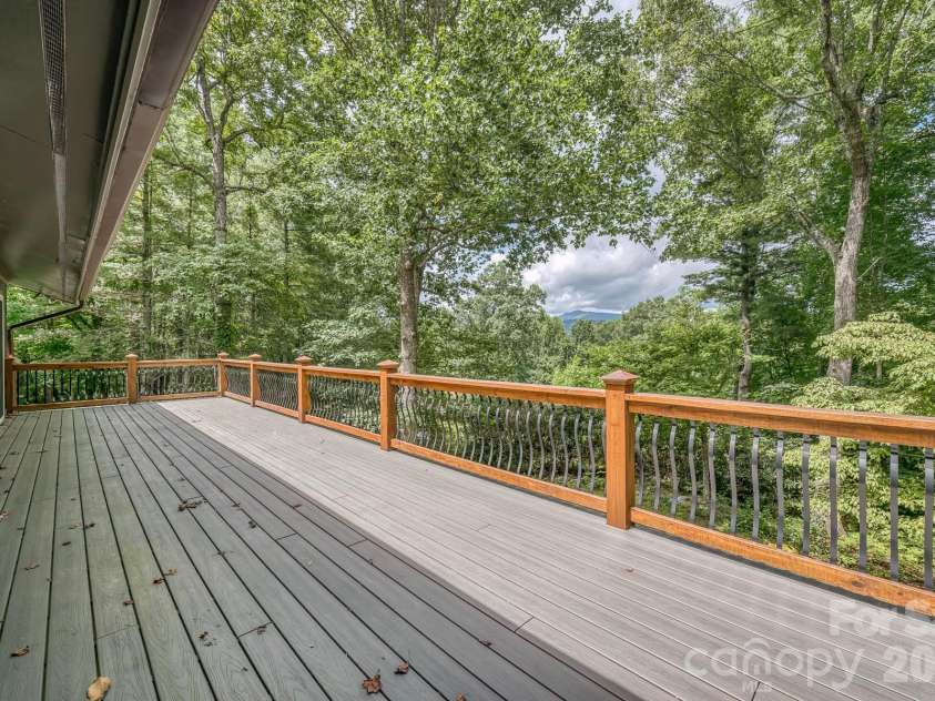 294 Martha Drive, Spruce Pine, NC 28777.  MLS# CAR4366668, YatesRealty ID 9228. 