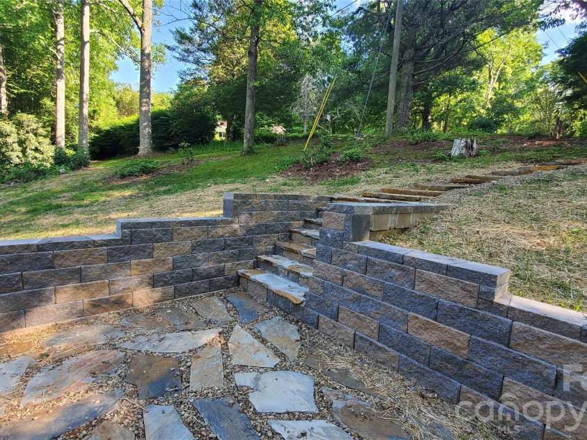 294 Martha Drive, Spruce Pine, NC 28777.  MLS# CAR4366668, YatesRealty ID 9228. 