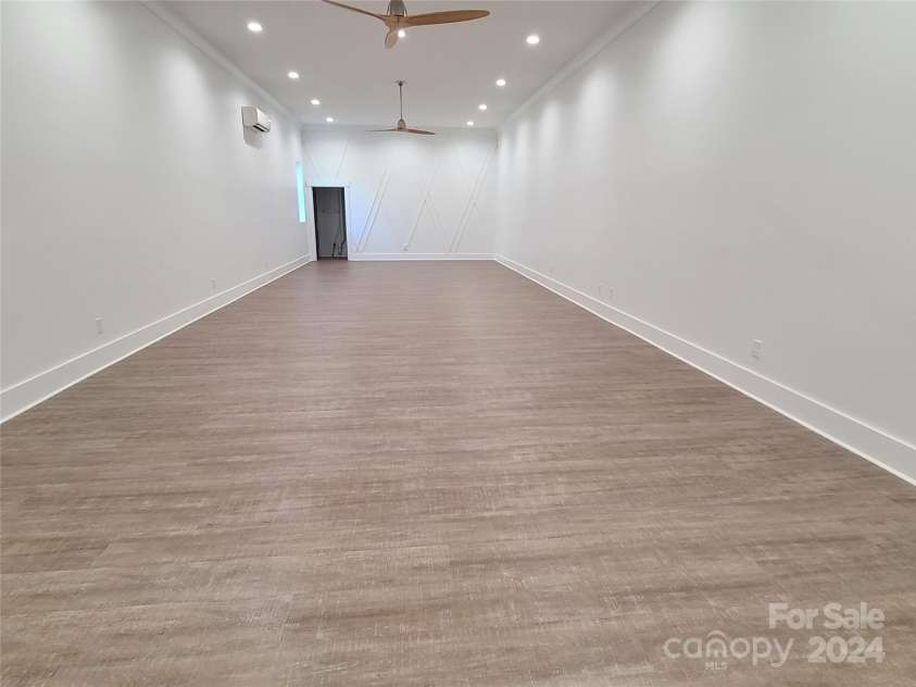 444 19th Avenue Circle, Hickory, NC 28601.  MLS# CAR4187456, YatesRealty ID 9228. Basement