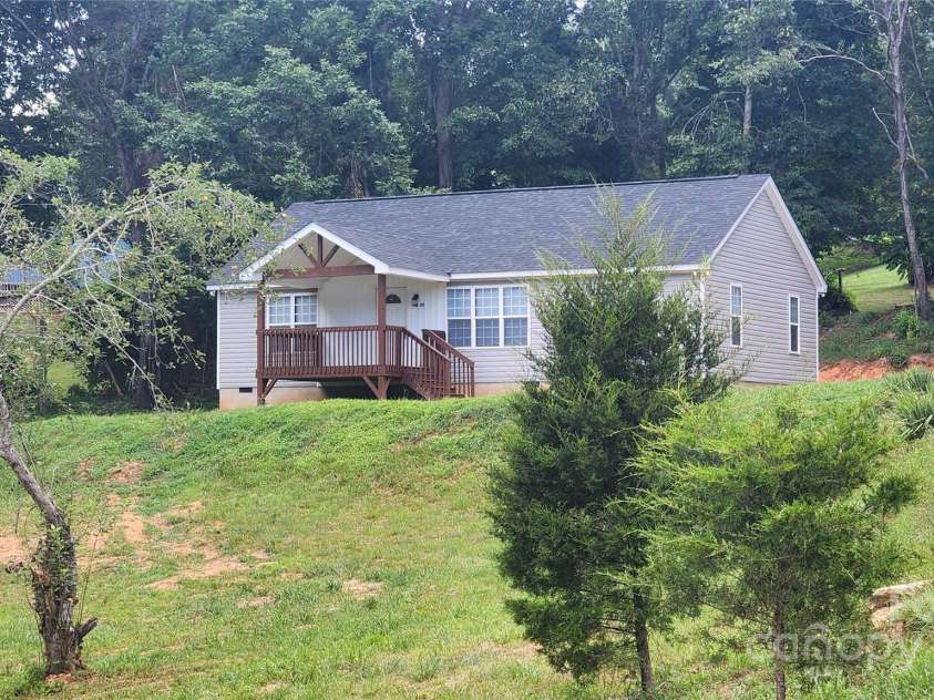 1020 US 70 Highway, Morganton, NC 28655.  MLS# CAR4211223, YatesRealty ID 9229. 