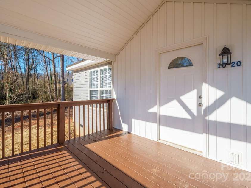 1020 US 70 Highway, Morganton, NC 28655.  MLS# CAR4211223, YatesRealty ID 9229. 