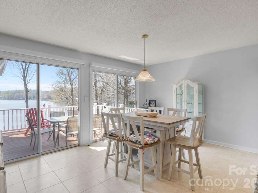435 Lake Drive 10 Drive, Lexington, NC 27292.  MLS# CAR4366747, YatesRealty ID 9229. 