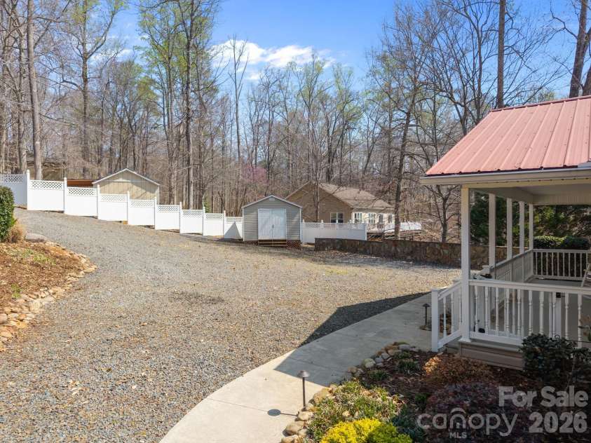 435 Lake Drive 10 Drive, Lexington, NC 27292.  MLS# CAR4366747, YatesRealty ID 9229. 