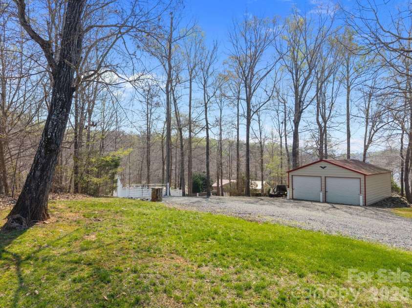 435 Lake Drive 10 Drive, Lexington, NC 27292.  MLS# CAR4366747, YatesRealty ID 9229. 