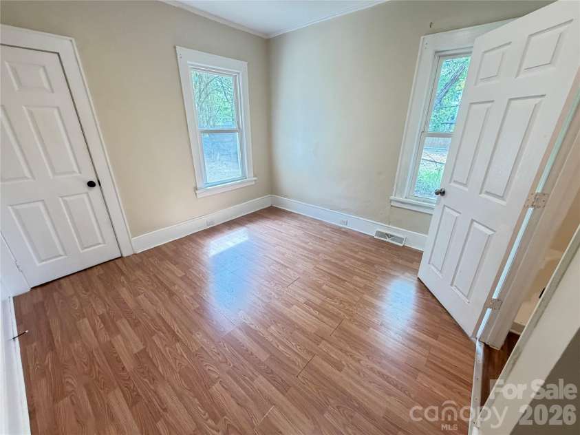 2149 Camp Greene Street, Charlotte, NC 28208.  MLS# CAR4366755, YatesRealty ID 9230. 