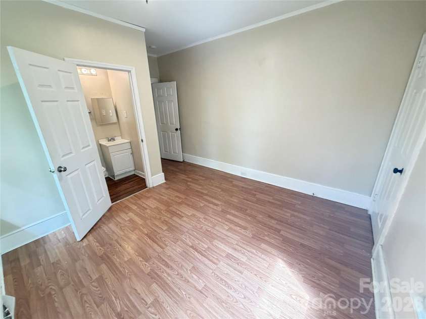2149 Camp Greene Street, Charlotte, NC 28208.  MLS# CAR4366755, YatesRealty ID 9230. 