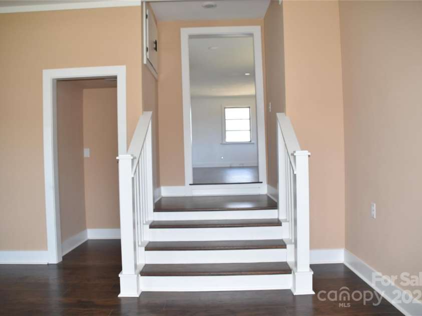 621 Barlow Avenue, Kannapolis, NC 28081.  MLS# CAR4237683, YatesRealty ID 9230. 