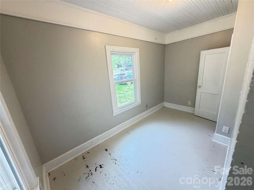 2212 Camp Greene Street, Charlotte, NC 28208.  MLS# CAR4366763, YatesRealty ID 9231. 