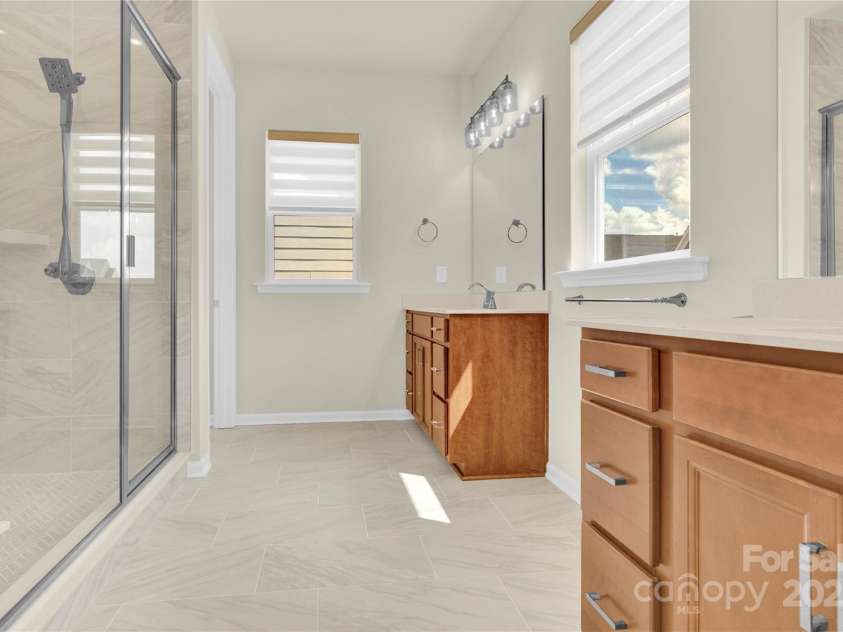 5850 Strathmore Court, Charlotte, NC 28215.  MLS# CAR4243739, YatesRealty ID 9231. 