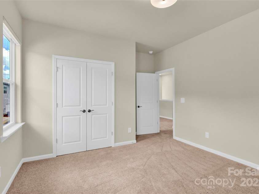 5850 Strathmore Court, Charlotte, NC 28215.  MLS# CAR4243739, YatesRealty ID 9231. 