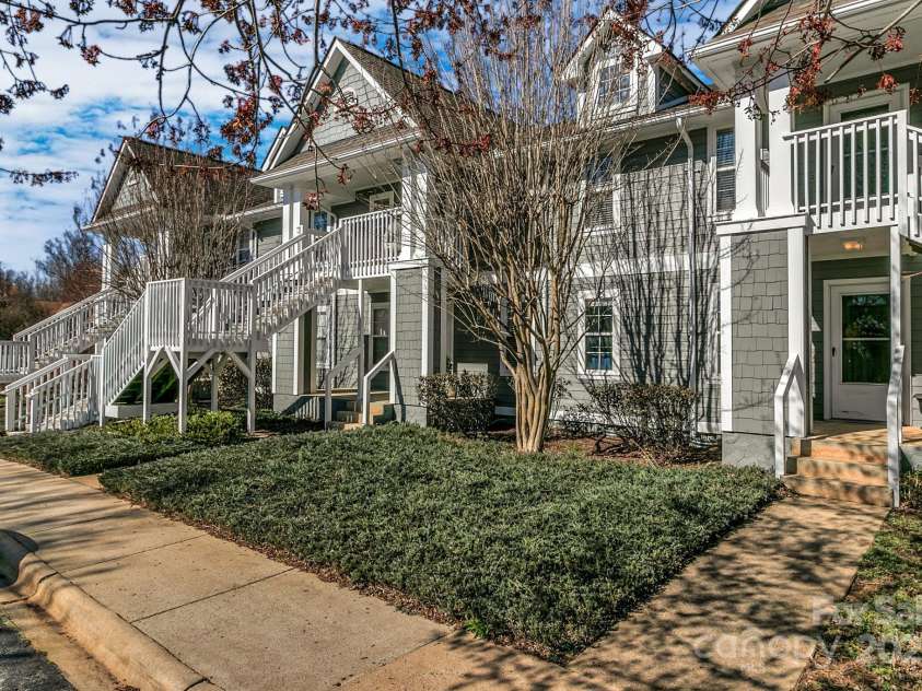 2805 Sagamore Lane, Asheville, NC 28806.  MLS# CAR4238624, YatesRealty ID 9232. 