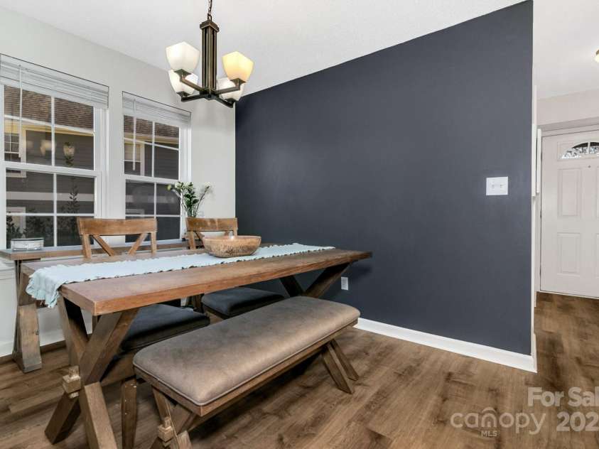 2805 Sagamore Lane, Asheville, NC 28806.  MLS# CAR4238624, YatesRealty ID 9232. 