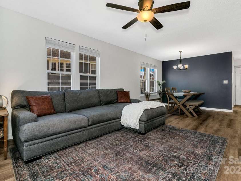 2805 Sagamore Lane, Asheville, NC 28806.  MLS# CAR4238624, YatesRealty ID 9232. 