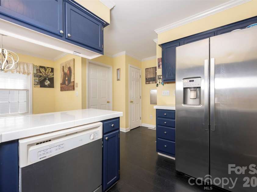 5125 Old Plantation Circle, Winston Salem, NC 27104.  MLS# CAR4366786, YatesRealty ID 9232. 