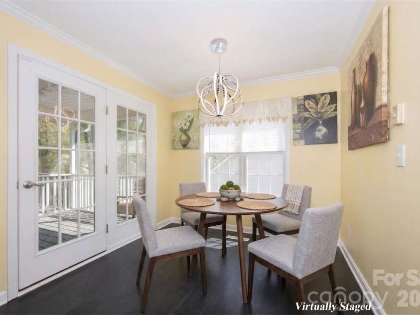 5125 Old Plantation Circle, Winston Salem, NC 27104.  MLS# CAR4366786, YatesRealty ID 9232. 