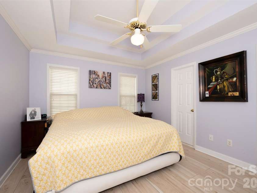5125 Old Plantation Circle, Winston Salem, NC 27104.  MLS# CAR4366786, YatesRealty ID 9232. 