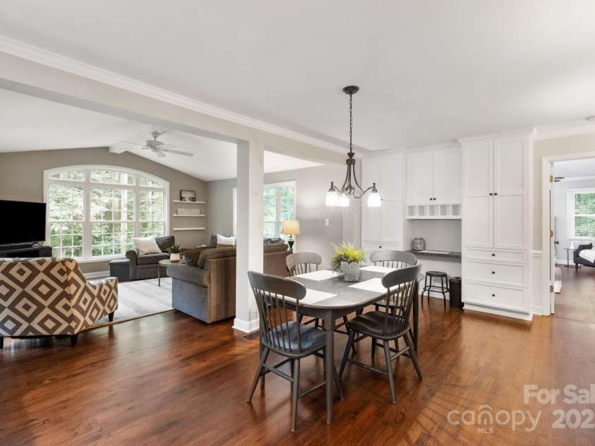 9941 Heritage Oak Lane, Waxhaw, NC 28173.  MLS# CAR4248679, YatesRealty ID 9234. 