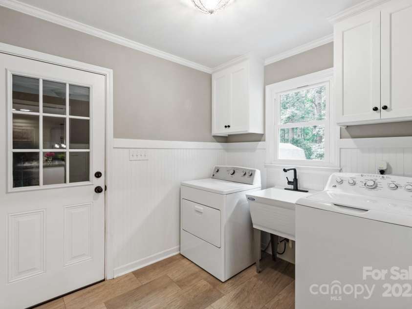 9941 Heritage Oak Lane, Waxhaw, NC 28173.  MLS# CAR4248679, YatesRealty ID 9234. 