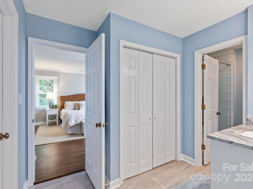 9941 Heritage Oak Lane, Waxhaw, NC 28173.  MLS# CAR4248679, YatesRealty ID 9234. 