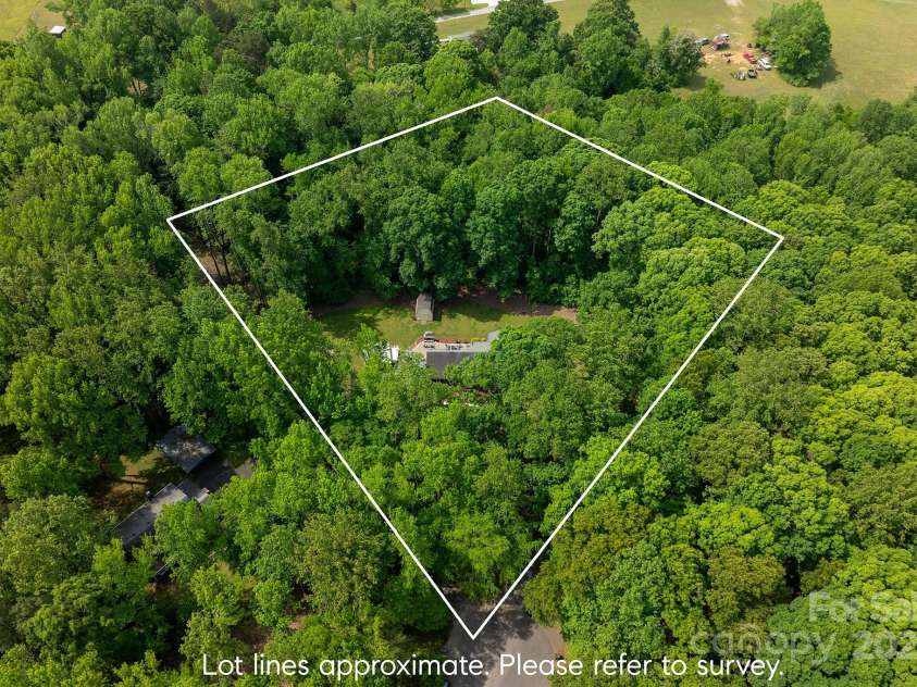 9941 Heritage Oak Lane, Waxhaw, NC 28173.  MLS# CAR4248679, YatesRealty ID 9234. 