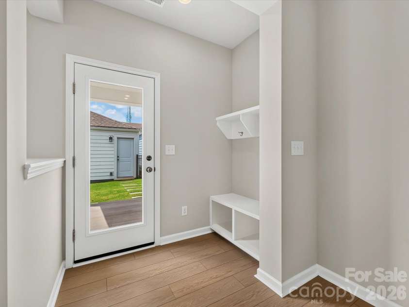 11405 Prosperity Church Road, Huntersville, NC 28078.  MLS# CAR4366863, YatesRealty ID 9235. Mudroom