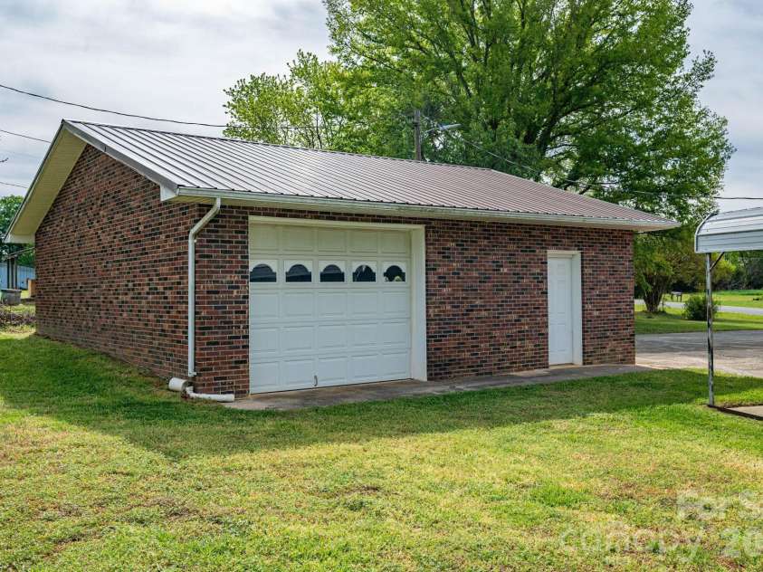 7448 NC 27 Highway, Vale, NC 28168.  MLS# CAR4366894, YatesRealty ID 9236. 