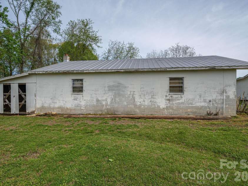 7448 NC 27 Highway, Vale, NC 28168.  MLS# CAR4366894, YatesRealty ID 9236. 