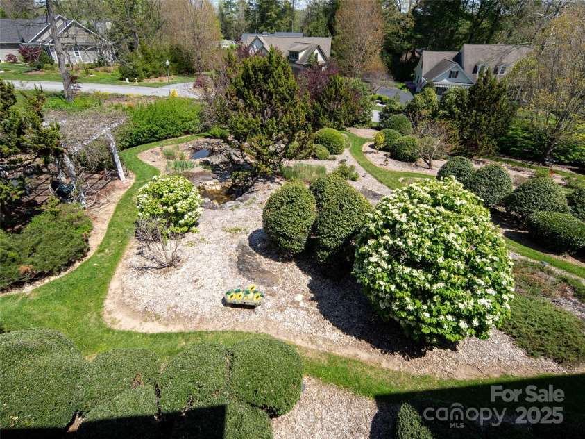 2688 Greenville Highway, Flat Rock, NC 28731.  MLS# CAR4250361, YatesRealty ID 9238. 