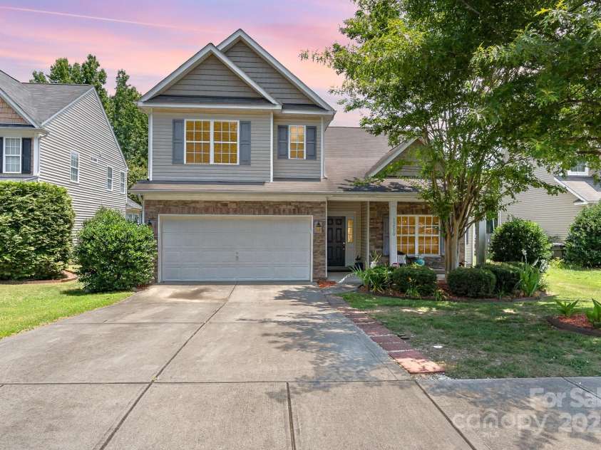13510 Brandon Trail Drive, Charlotte, NC 28213.  MLS# CAR4274832, YatesRealty ID 9239. 