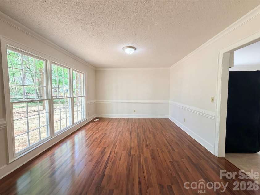 6024 Dovefield Road, Charlotte, NC 28277.  MLS# CAR4366998, YatesRealty ID 9239. 