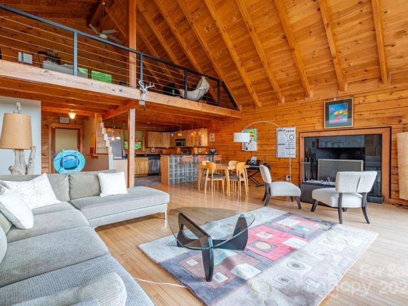 4901 Nightingale Way, Lenoir, NC 28645.  MLS# CAR4170137, YatesRealty ID 924. 