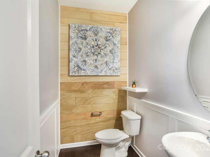 13529 Browhill Lane, Charlotte, NC 28278.  MLS# CAR4227654, YatesRealty ID 9240. 