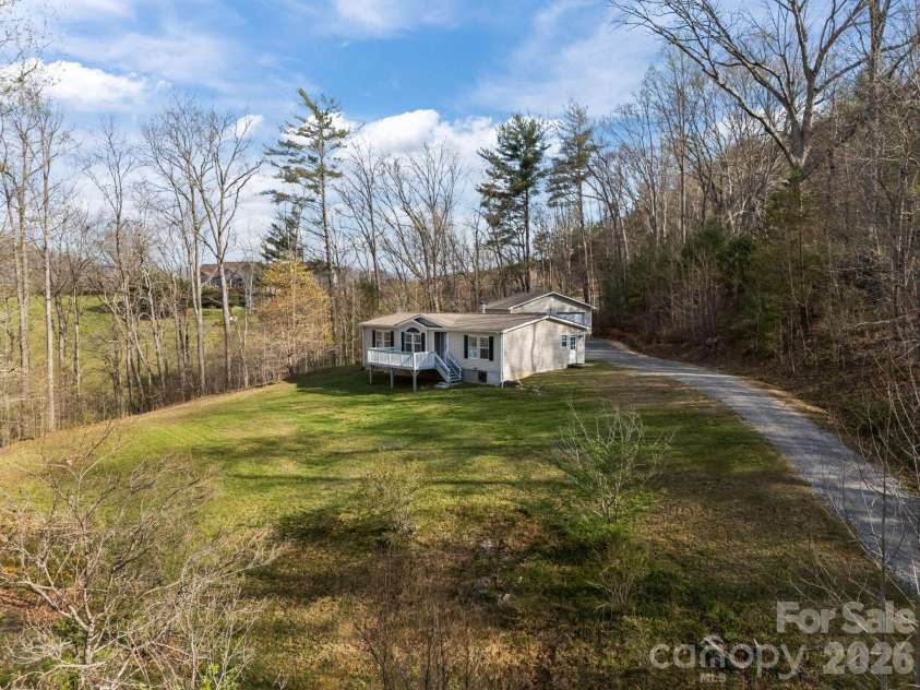 633 Allen Drive, Marshall, NC 28753.  MLS# CAR4365831, YatesRealty ID 9242. 