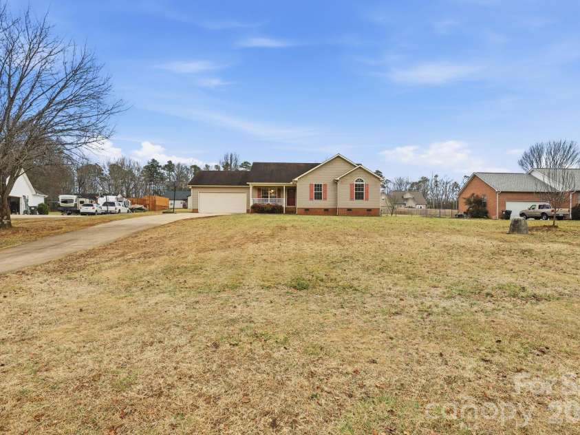 1160 Fox Chase Court, Salisbury, NC 28146.  MLS# CAR4345164, YatesRealty ID 9243. 