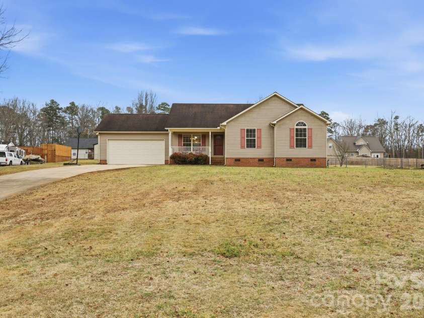 1160 Fox Chase Court, Salisbury, NC 28146.  MLS# CAR4345164, YatesRealty ID 9243. 