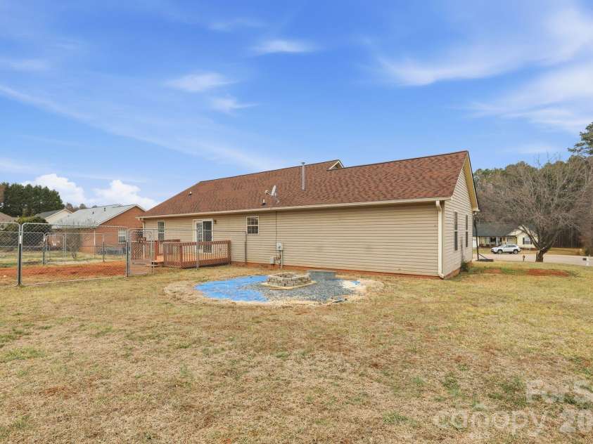 1160 Fox Chase Court, Salisbury, NC 28146.  MLS# CAR4345164, YatesRealty ID 9243. 