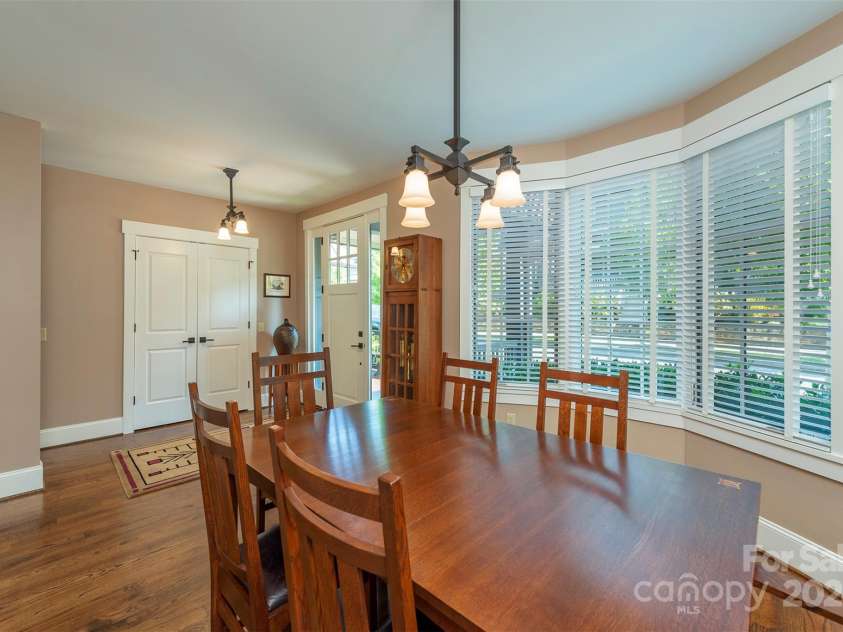 13 Fitzgerald Road, Black Mountain, NC 28711.  MLS# CAR4176177, YatesRealty ID 9244. 