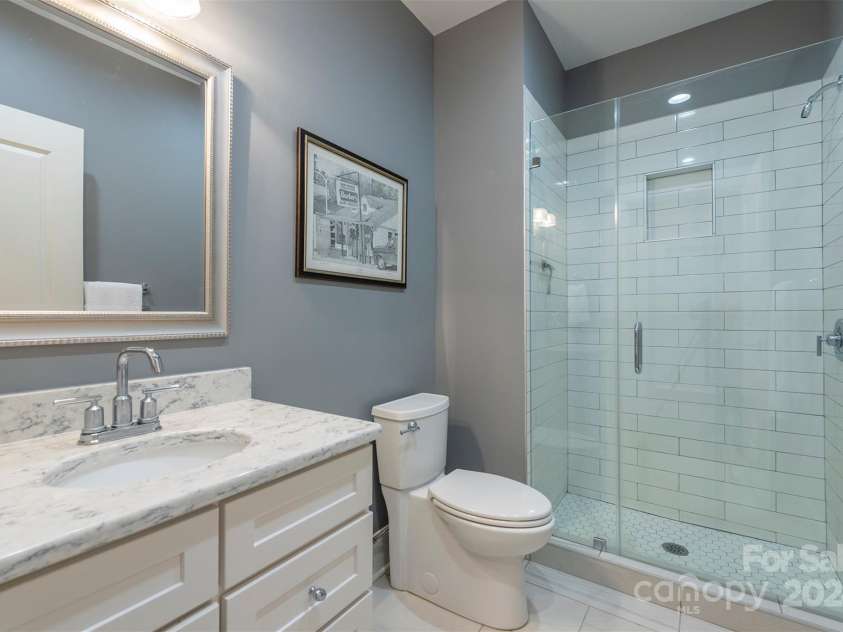 13 Fitzgerald Road, Black Mountain, NC 28711.  MLS# CAR4176177, YatesRealty ID 9244. Second bathroom.