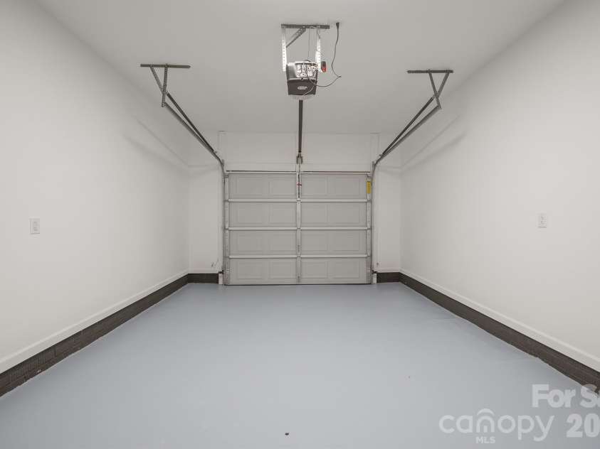841 Murphy Street, Kannapolis, NC 28081.  MLS# CAR4391730, YatesRealty ID 9245. Garage