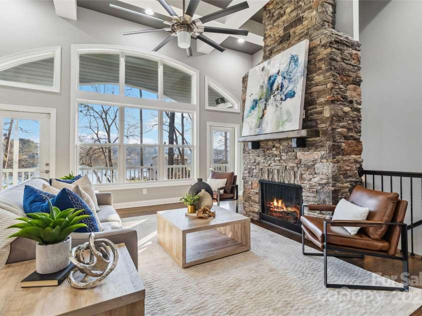 2817 Lakefront Drive, Belmont, NC 28012.  MLS# CAR4253214, YatesRealty ID 9247. 