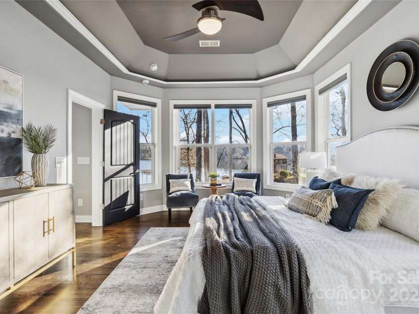 2817 Lakefront Drive, Belmont, NC 28012.  MLS# CAR4253214, YatesRealty ID 9247. 