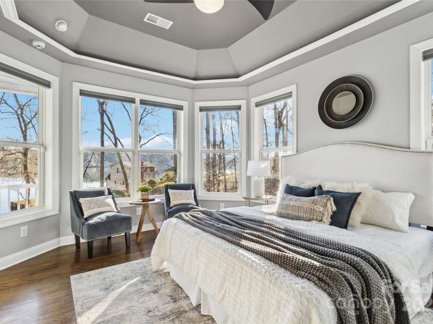 2817 Lakefront Drive, Belmont, NC 28012.  MLS# CAR4253214, YatesRealty ID 9247. 