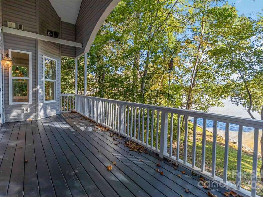 2817 Lakefront Drive, Belmont, NC 28012.  MLS# CAR4253214, YatesRealty ID 9247. 