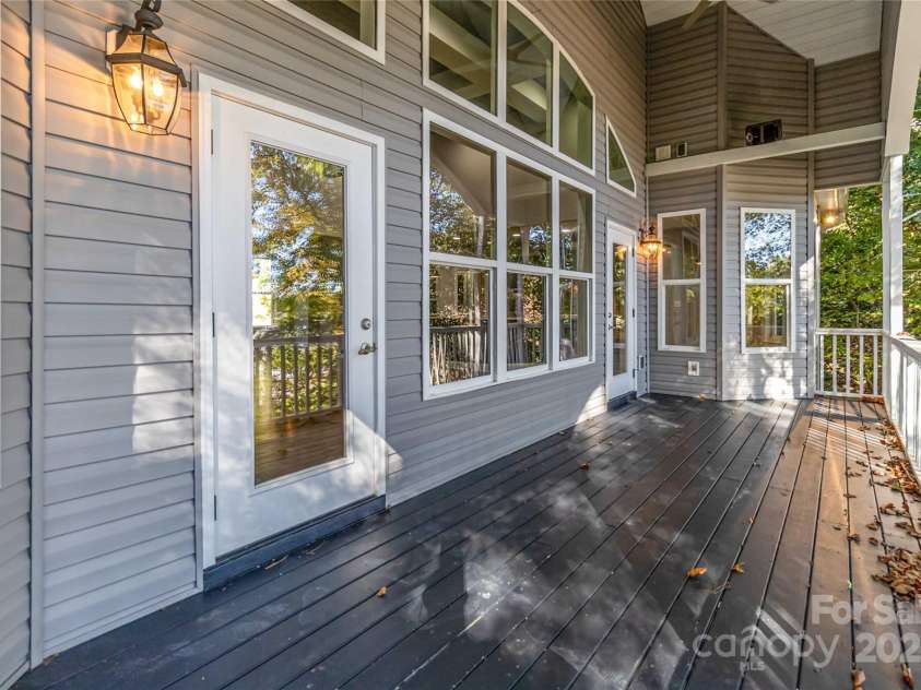 2817 Lakefront Drive, Belmont, NC 28012.  MLS# CAR4253214, YatesRealty ID 9247. 